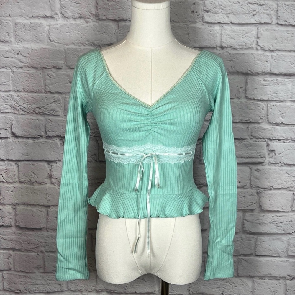 Urban Outfitters Kimchi Blue Women's S Mint Green Ribbed Lace Trim Top Coquette